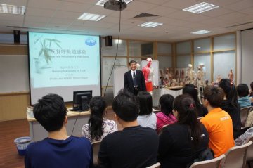 汪受传教授东南亚传播中医儿科学术