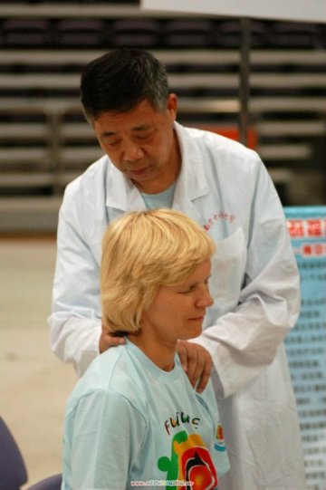 我校参加“2007中国江苏国际青少年交流周”活动