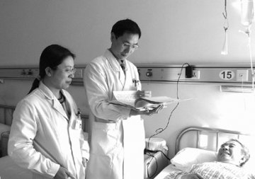 “工作让我很快乐”--记北京中医药大学东方医院消化内科主任李军祥
