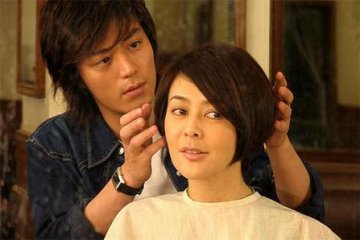 榜样：看《做头》 学关美人护发