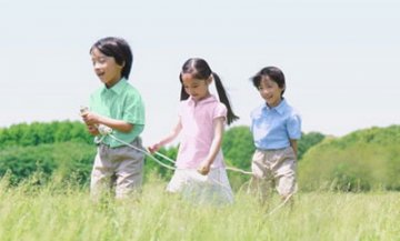 户外活动多 儿童近视少