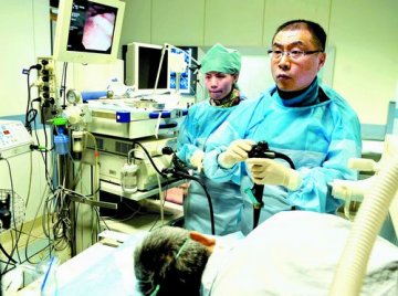 急性腹泻可先服黄连素等救急