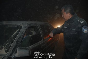 强沙尘天气侵袭新疆库尔勒