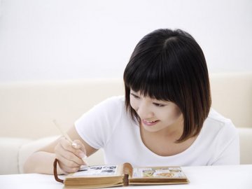 读写姿势端正