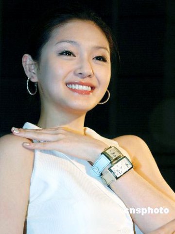 评论众美女明星们纤纤玉手