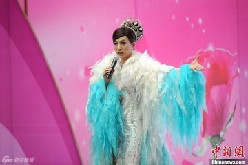 5.泰国人妖表演