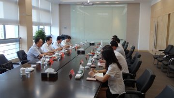 陈书记吴校长一行赴济川药业考察