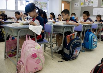深港跨境学童奔波生活
