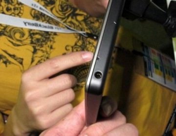 研究称智能手机强迫症每10分钟看1次