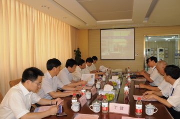 科技部副部长王伟中一行考察重庆医疗器械企业