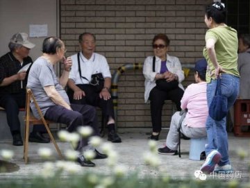 日本医保体系：岌岌可危！