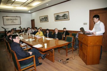 院校机关组织召开2011年轮转期满新职工工作汇报会