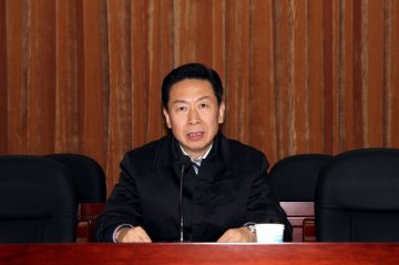 我校召开2012年处级机构调整和干部聘任工作征求意见会