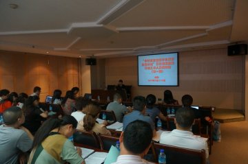 营养与食品所举办2014年“农村义务教育学生营养改善计划”营养健康监测评估工作人员国家级培训班