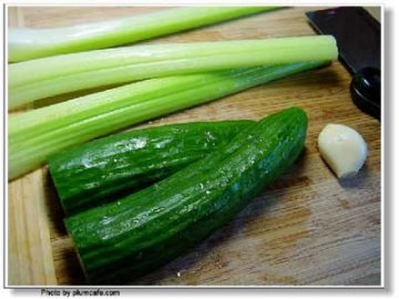 轻松学做肉末凉拌面组图