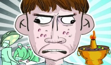 频繁进补脸长痘 小伙左右脸各挨一刀排脓泻“火”