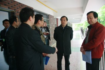 段林毅厅长：荣军医院要突出特识见成综合性医院