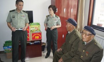西京医院专家教授到吴起福利院义诊