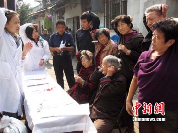 江苏大学现“养生达人” 有独门“养生真经”