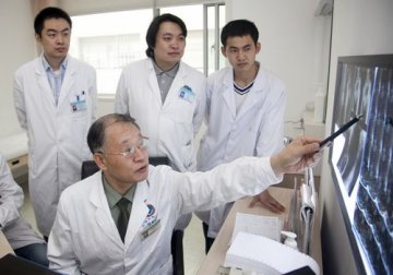上海长海医院：研发髋臼骨折新疗法