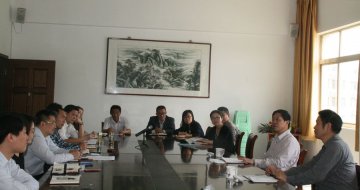 胡刚校长考察调研学校学生工作