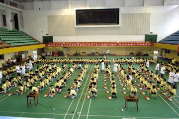 同济医院成功举办“百人急救CPR操作”培训和竞赛活动