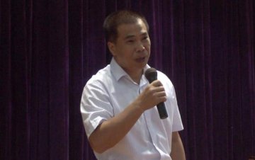 怀仁董事长林承雄为大学生作励志演讲