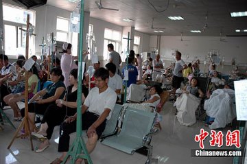 江西瑞昌举办龙虾美食节 70余人出现腹泻