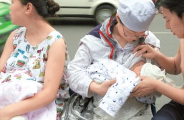 网上叫卖新鲜母乳200毫升40元 专家提醒需谨慎