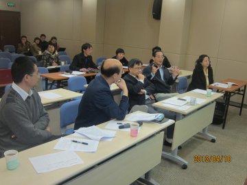 澳大利亚昆士兰科技大学童世庐教授应邀来我所访问