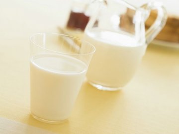 保存牛奶要注意温度