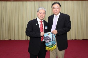 马晓伟副主任会见国际扶轮3450区总监一行