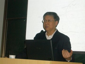 莫砺锋教授来我校讲学，解读唐宋诗词与现代人生
