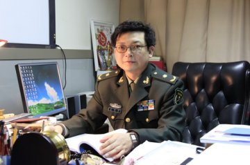 肖颖彬：补充我们的“精神之钙”