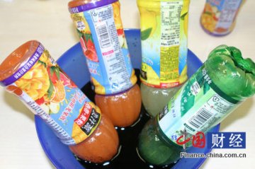 美汁源饮料瓶盖存卫生隐患 消费者称不会再买