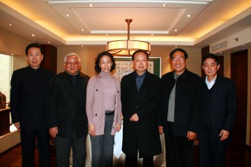 校领导会见香港朱敬文教育基金会代表朱承菁女士