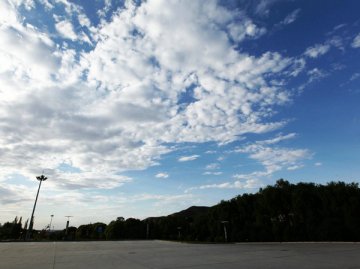 第306医院：医疗专家基层行 一线巡诊暖人心