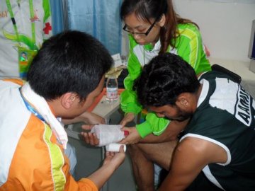 孙逸仙纪念医院亚运医疗队顺利完成中大场馆排球比赛医疗保障任务