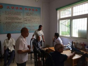 省荣复军人第二医院赴华阴市为优抚对象送医送药