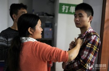 孕妇超市偷奶粉自称遭殴打致流产