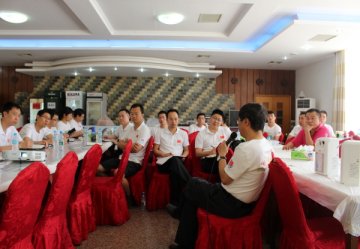 援塞第四批公共卫生师资培训队顺利抵塞并进行工作交接