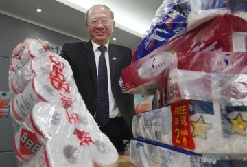 厕纸只应在厕所使用 不应用于抹脸和抹嘴