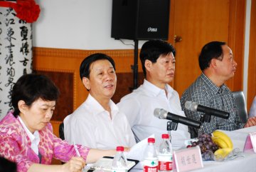 高开焰厅长赴省肿瘤医院视察工作 提四要求五希望