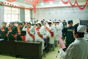 保定急救中心多种形式迎接护士节到来