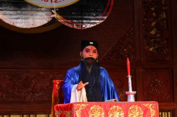 我校大学生艺术团“梨杏飘香”京剧社在第九届全国高校京剧演唱研讨会比赛中斩获佳绩