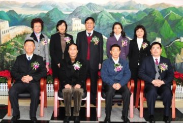 曹鉴燎副市长到市局调研指导食品药品监管工作