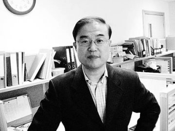 艾滋病疫苗研发不应偃旗息鼓--访国家“973”计划艾滋病研究项目首席科学家张林琦教授