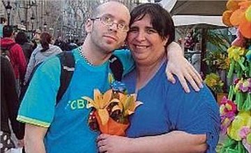西班牙变性怀孕男子将产下双胞胎
