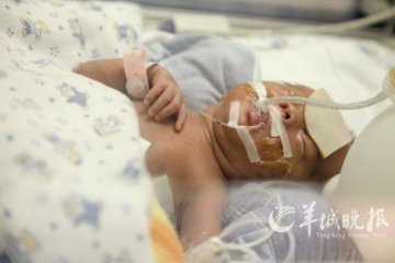 肝癌母亲将去世未见过新生儿 家人贫困放弃治疗