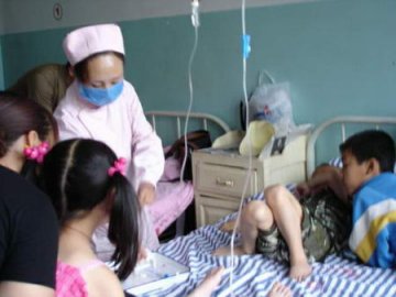 孩子出水痘须及时就医警惕引发脑炎
